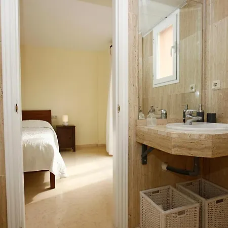 公寓 Ref 1 Spacious Sea View 马尔韦利亚