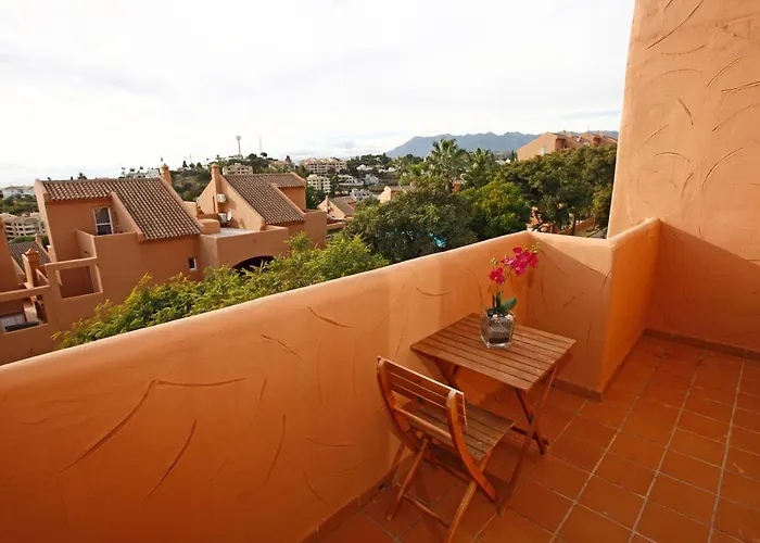 Daire Ref 1 Spacious Sea View Marbella