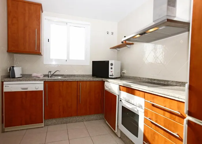 Ref 1 Spacious Sea View *