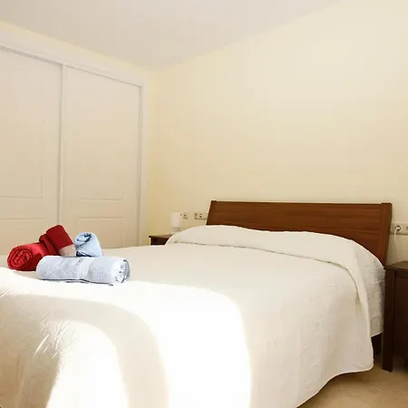 Ref 1 Spacious Sea View